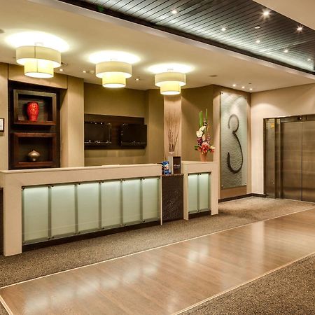 Protea Hotel By Marriott Transit O.R. Tambo Airport Kempton Park Exterior foto